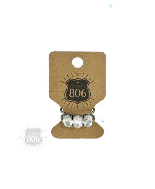 Accessories 806 Three Stone oval bead ring