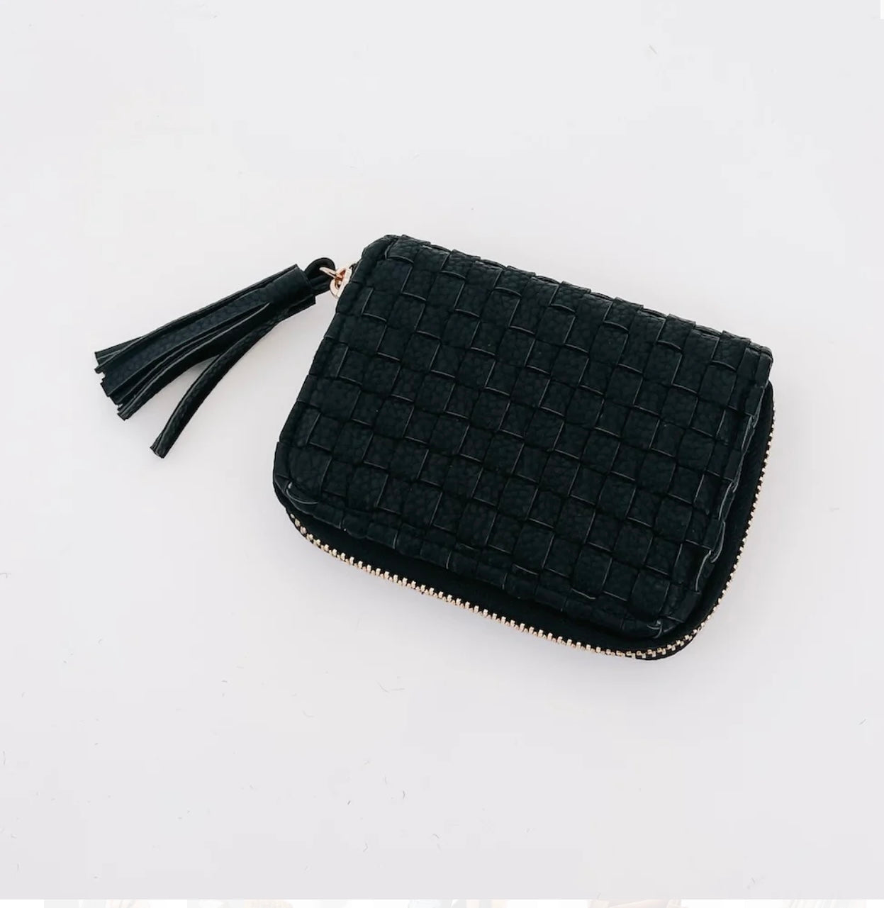 Pretty Simple Wynona Woven Wallet