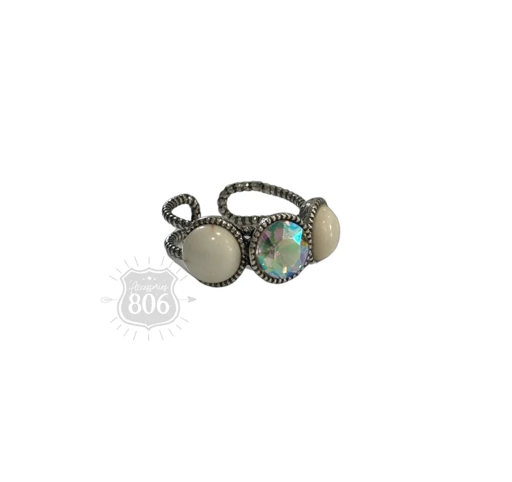 Accessories 806 round stone and iridescent ring
