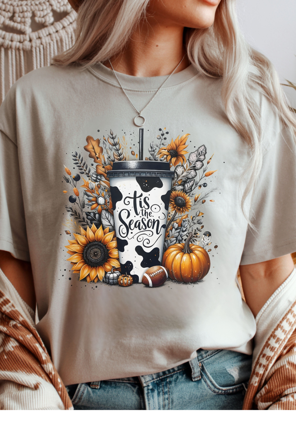 Tis The Season Graphic Tee