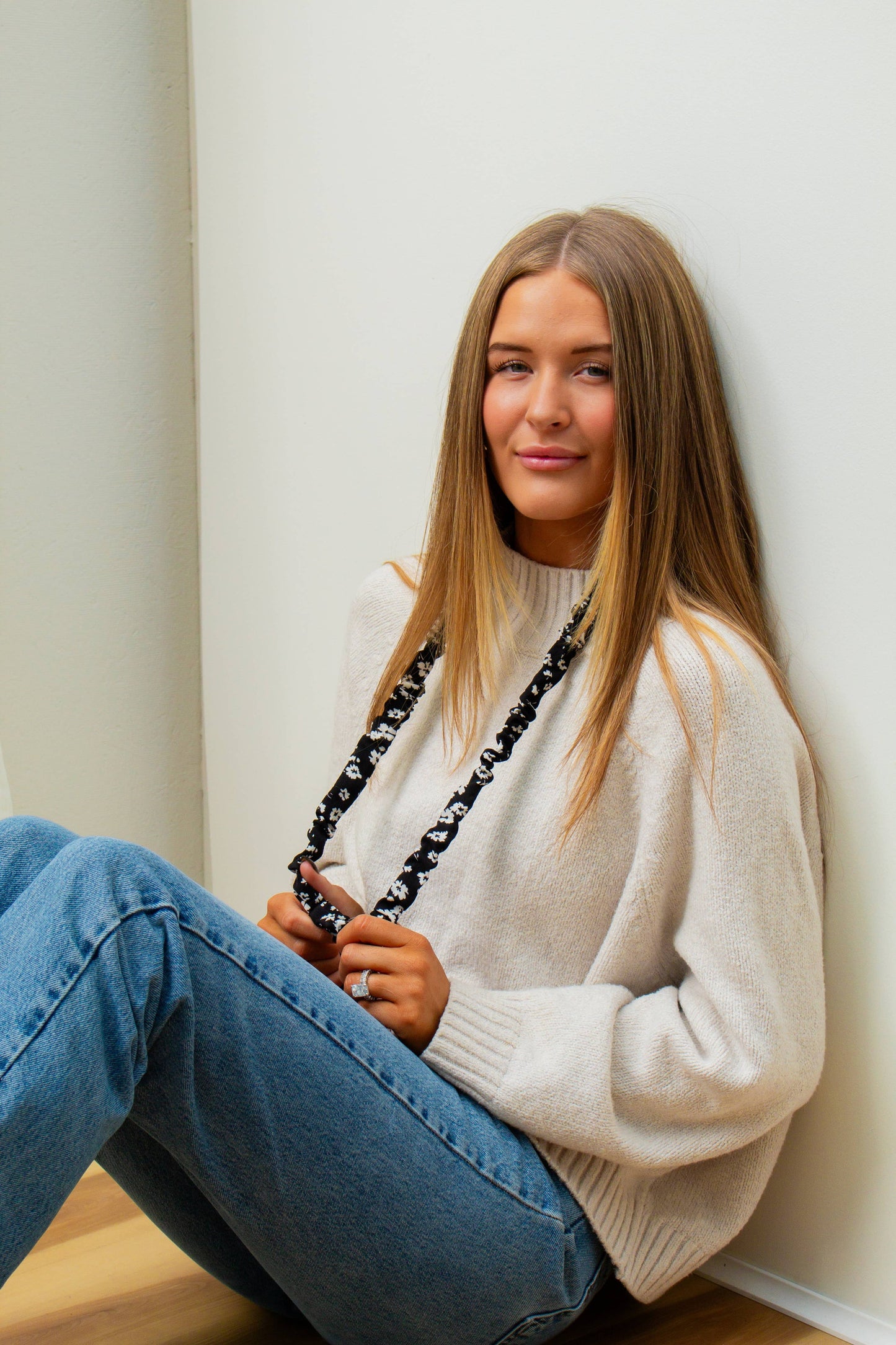 Andi Breakaway Scrunchie Lanyard