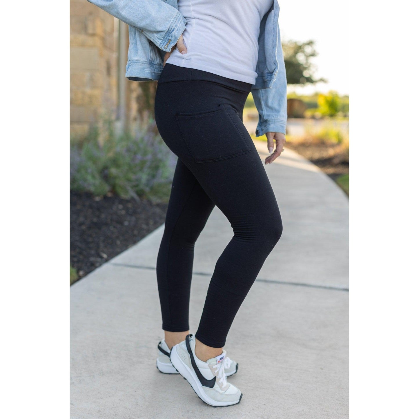 BLACK FULL-LENGTH Leggings with POCKET  - Luxe Leggings by Julia Rose®