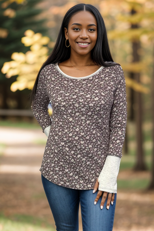 Lovely Melody Aster Floral - Thumbhole Top