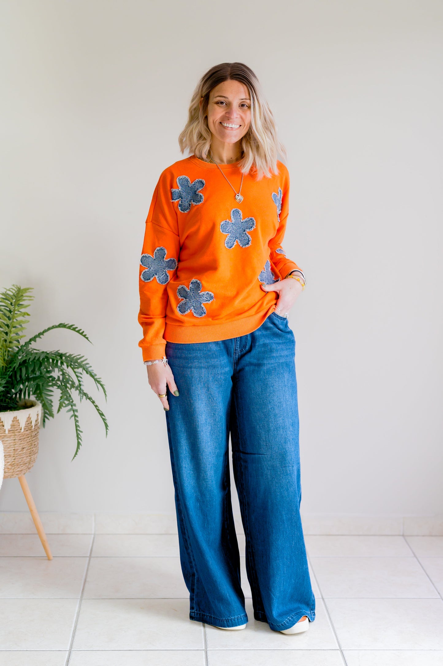 Oddi Groovy Bloom Sweatshirt