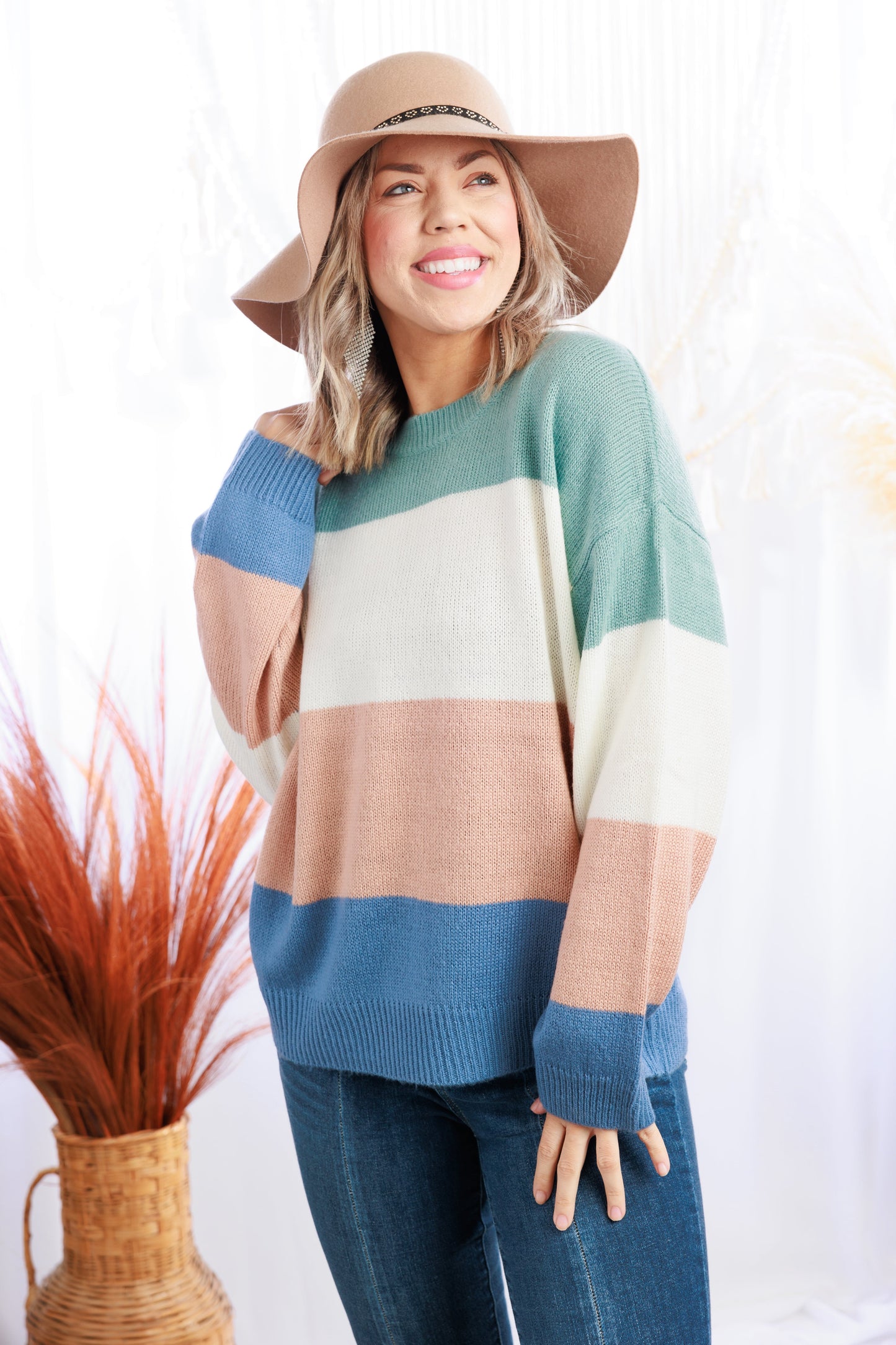 Andree By Unit Pacific Winter Stripes - Sweater